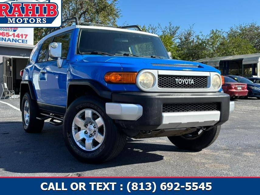 TOYOTA FJ CRUISER 2007 JTEZU11F370011651 image